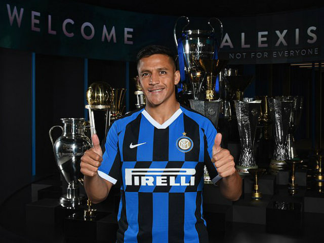 CHÍNH THỨC: Sanchez ra mắt Inter, MU "cắn răng" trả lương 18 triệu euro/năm