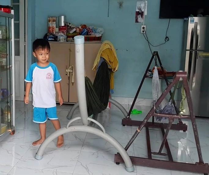Gặp lại bé trai bị đâm thấu sọ, được bác sĩ cứu sống thần kỳ - 8