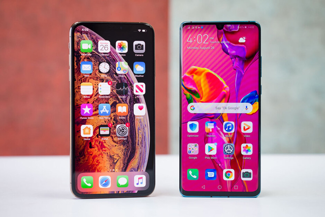 iPhone Xs Max về tổng thể vẫn ưu việt hơn.