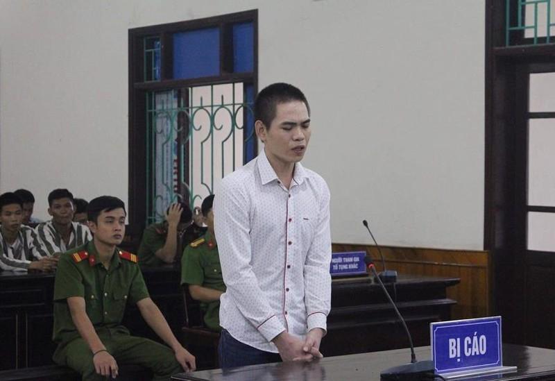 Bị cáo Nguyễn Tiến Anh tại tòa