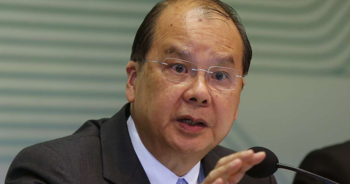 Tổng thư ký Đặc khu Hành chính Hong Kong Trương Kiến Tôn (Ảnh: Bloomberg)