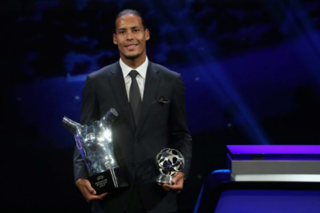 Van Dijk nhận danh hiệu "Cầu thủ xuất sắc nhất châu Âu mùa giải 2018/19" ở Monaco