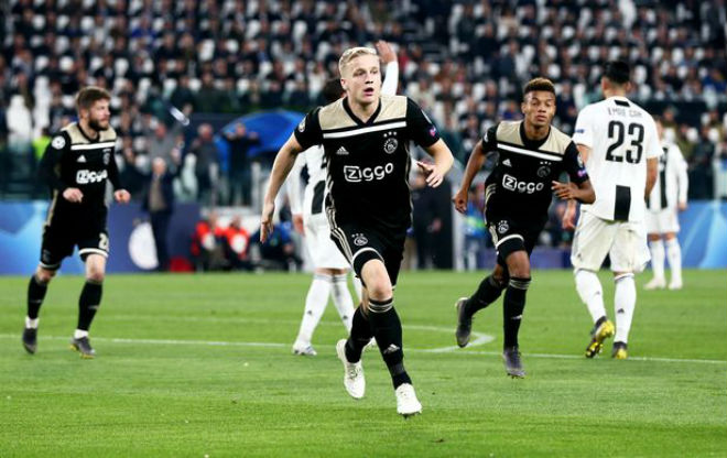 Van de Beek từng ghi 1 bàn góp công giúp Ajax loại Juventus ngay trên đất Ý ở tứ kết lượt về Champions League mùa trước