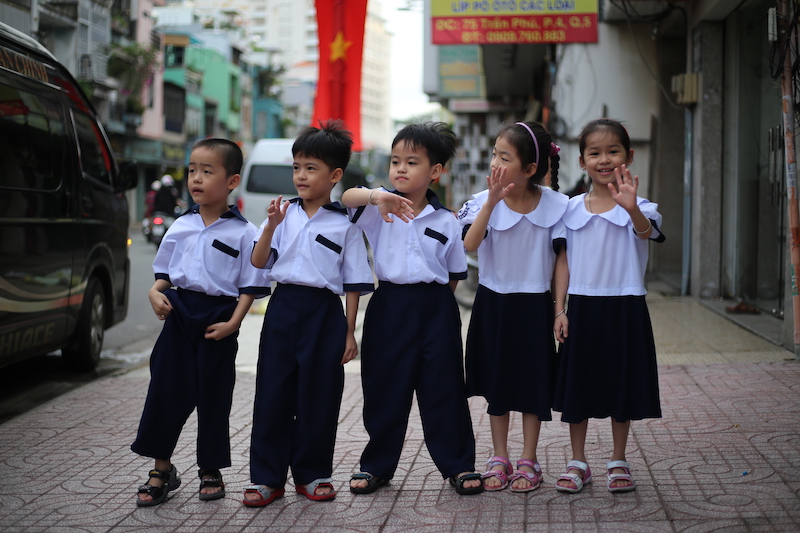 Theo thứ tự từ trái sang lần lượt là Nguyễn Lê Quách Thế Huynh, Nguyễn Lê Quách Thế Đệ, Nguyễn Lê Quách Thế Lộc, Nguyễn Lê Quách Phượng và Nguyễn Lê Quách Muỗi.