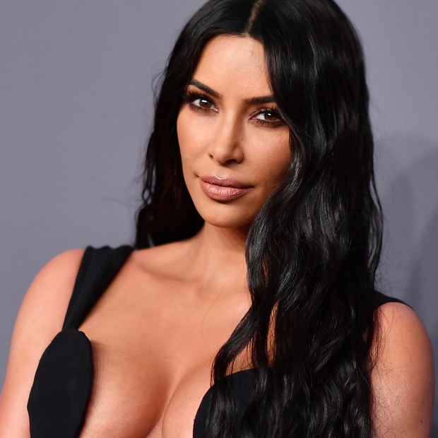 Kim Kardashian liên tục bị Missguided gắn thẻ trên Instagram dù không liên quan đến nhãn hàng.&nbsp;