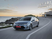 Tin tức ô tô - Toyota Corolla Altis 2020 chính thức ra mắt, giá bán từ 630 triệu VNĐ