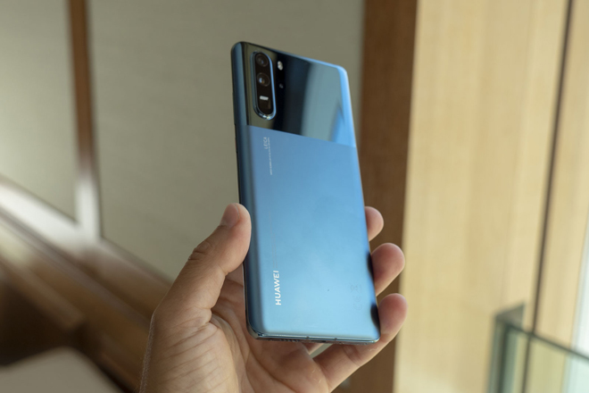 P30 Pro Xanh Mystic Blue.