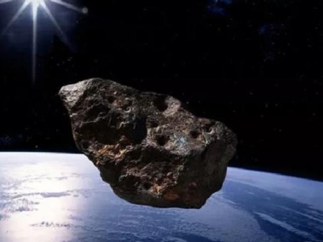 NASA vừa nói không va chạm, thiên thạch đã lao xuống Trái đất