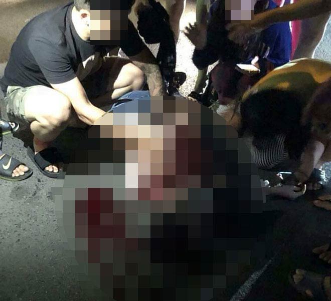 Cô gái trẻ bị thương gục trên phố Bùi Thị Xuân.