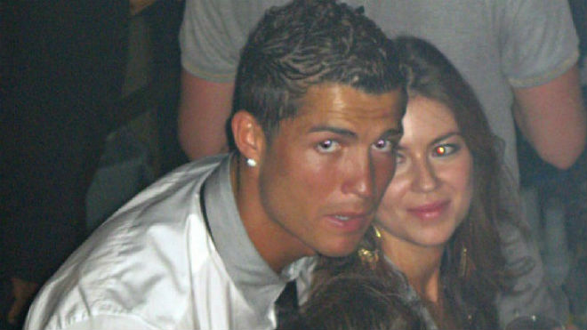 Ronaldo vướng scandal bị cựu người mẫu và hiện là giáo viên Mỹ Kathryn Mayorga tố cáo hiếp dâm