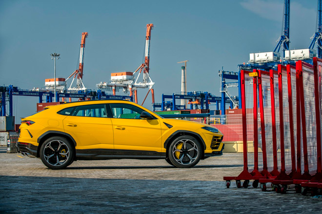Siêu SUV Lamborghini Urus thứ 3 chính hãng có mặt Việt Nam - 6