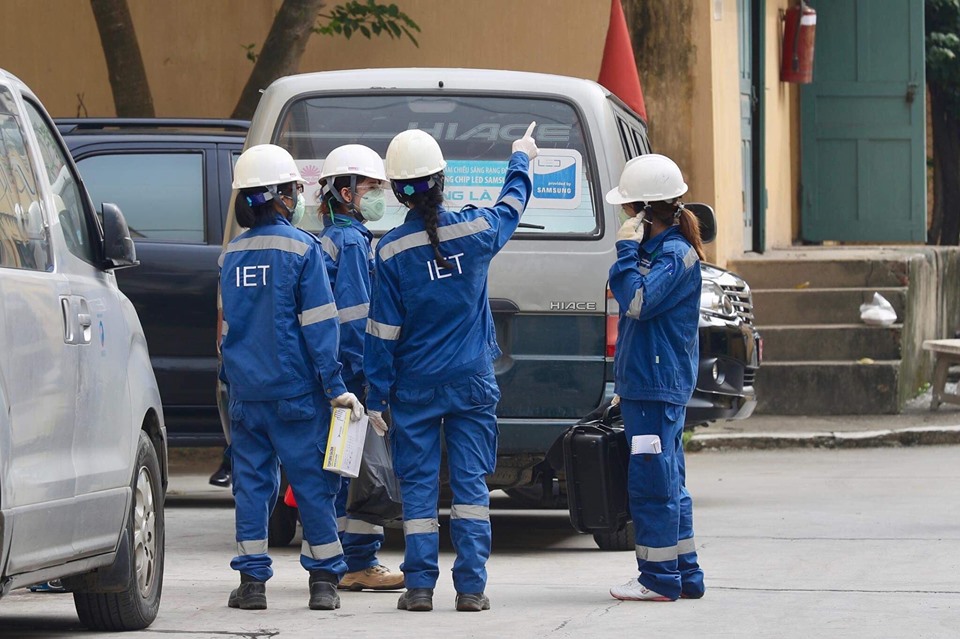 Ngay sau đó, các đơn vị chức năng đã bắt tay vào công việc tẩy độc khu vực nhà xưởng bị cháy được phong toả từ ngày 29/8 đến nay.