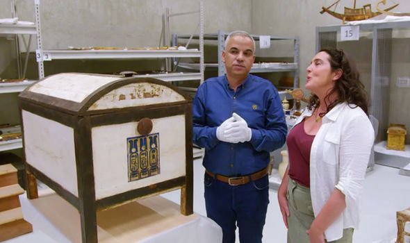 Chiếc hộp bí ẩn được tìm thấy trong lăng mộ Pharaoh Ai Cập Tutankhamun.