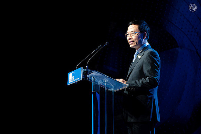 Bộ trưởng Bộ TT&amp;TT Nguyễn Mạnh Hùng phát biểu tại Triển lãm Viễn thông Thế giới 2019.