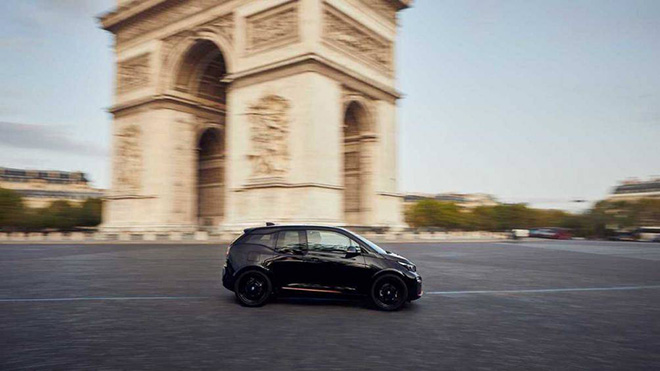 BMW i3s Edition RoadStyle được sản xuất giới hạn 900 chiếc.