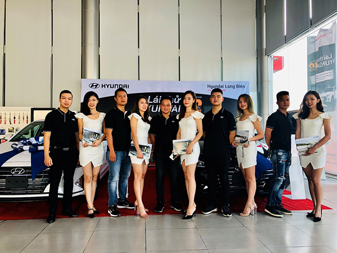 Hyundai Long Biên tổ chức roadshow và lái thử kỷ niệm hành trình 10 năm gắn kết Hyundai - 1