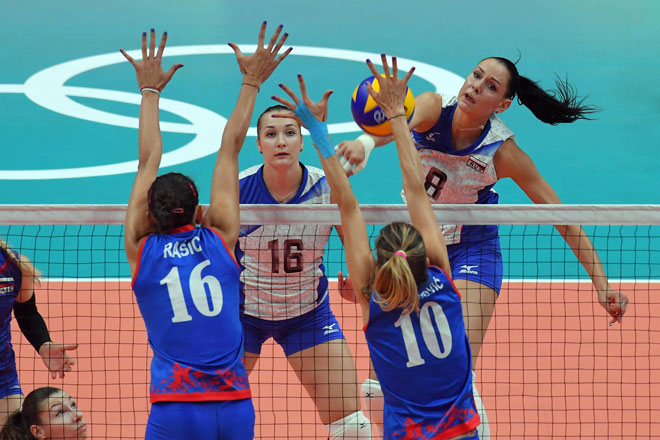 Goncharova luôn có những cú đập biến hóa khiến đối thủ khó bắt bài