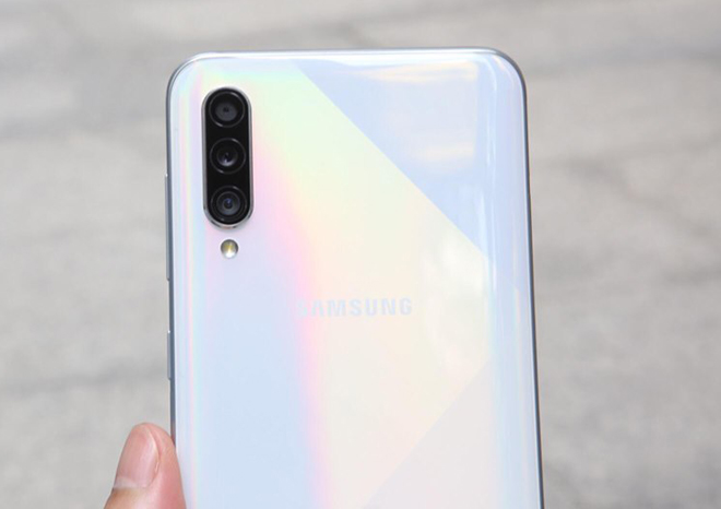 Đánh giá Galaxy A50s: Lột xác ngoạn mục so với &#34;người tiền nhiệm&#34; - 7