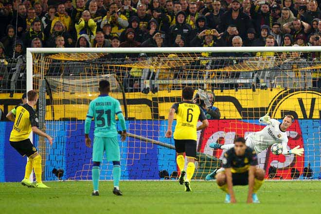 Marco Reus đá hỏng penalty