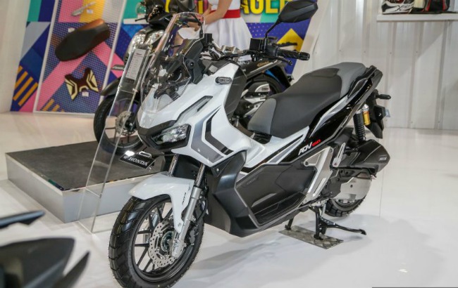 2019 Honda ADV 150 là dòng xe tay ga có phong cách dạng xe phượt đem lại một hương vị mới lạ cho người tiêu dùng.