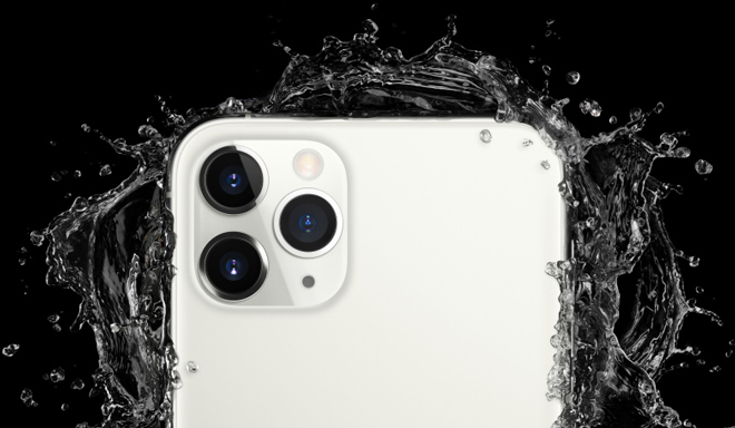 iPhone 11 Pro có 3 camera sau.