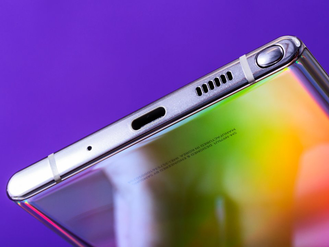 Galaxy Note 10 đã có cổng USB Type C.