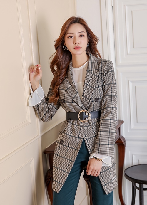 Áo khoác công sở không chỉ có blazer - 2