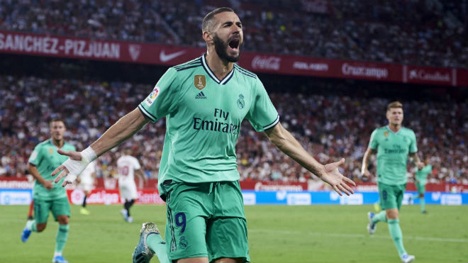 Karim Benzema có bàn thắng thứ 5 tại La Liga mùa này cho Real Madrid, ngang bằng thành tích của Gerard Moreno (Villarreal) - cầu thủ đang dẫn đầu cuộc đua "Vua phá lưới" mùa này