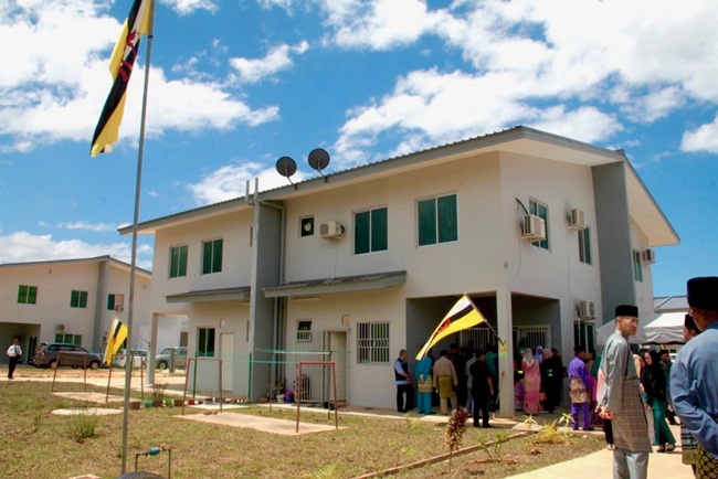 Hàng chục ngàn ngôi nhà đã được xây dựng dành cho người dân ở Brunei trong nhiều năm qua theo chương trình nhà ở của nước này.