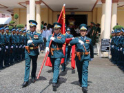 Tin tức trong ngày - Nghẹn ngào tiễn Đại tá phi công Nguyễn Văn Bảy về với đất mẹ Lai Vung