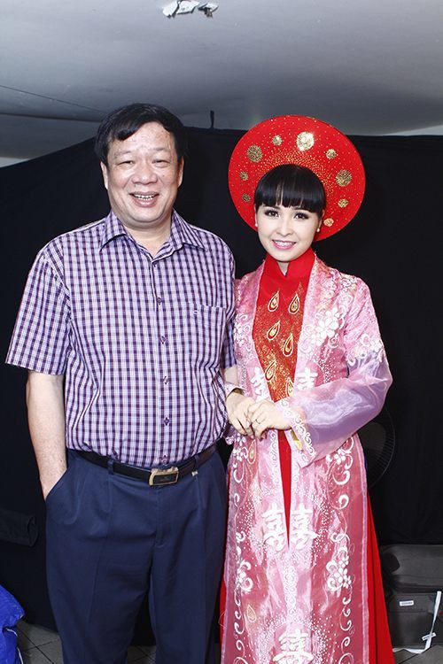 Ca sĩ Trang Nhung đã về sống với chồng đại gia từ năm 1996.