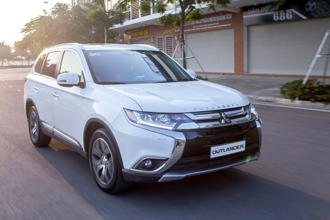 Mitsubishi Outlander thế hệ mới lộ diện chạy thử cùng lớp ngụy trang - 5