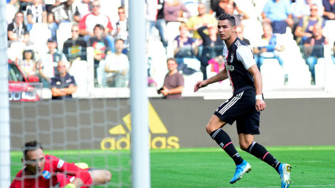 Ronaldo "nổ súng" giúp Juventus có chiến thắng dễ dàng trước SPAL