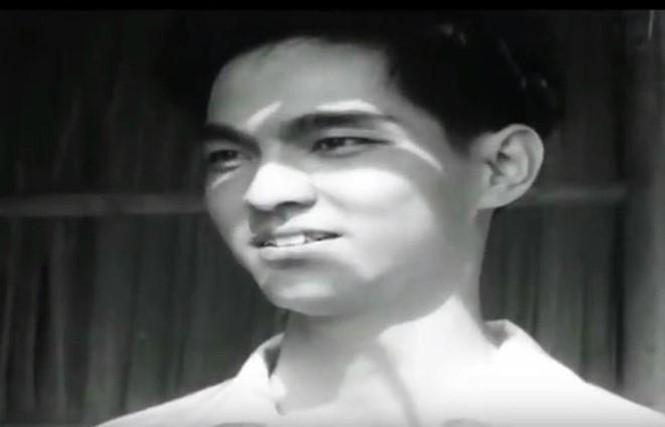 &nbsp; &nbsp;Trong vai trung úy Phương, phim "Nổi gió" ông đã thuyết phục người xem miền Bắc, dù đó là vai sĩ quan chế độ Sài Gòn. Ông cũng nổi tiếng với vai diễn sinh viên Ba Duy khi đã 40 tuổi trong phim "Mối tình đầu".&nbsp;&nbsp;