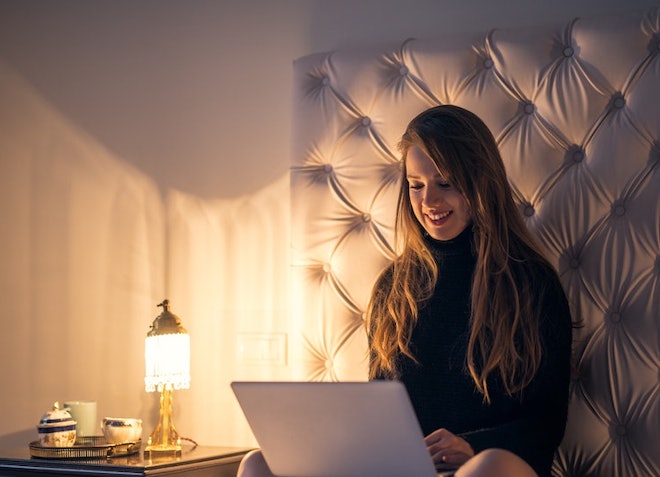 Trẻ em rất cần được bảo vệ khi trực tuyến. (Ảnh minh họa: Internet)