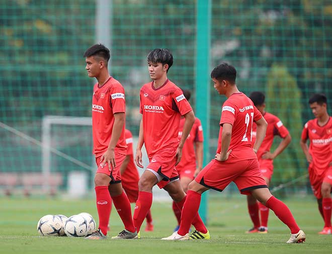 U22 Việt Nam luyện công bảo vệ HCV SEA Games: Thầy Park hành động bất ngờ - 7