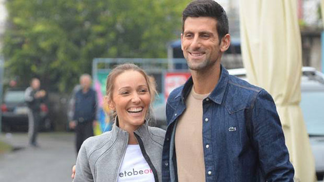Vợ chồng Jelena và Novak Djokovic mới&nbsp;có kết quả xét nghiệm âm tính sau khi từng nhiễm Covid-19