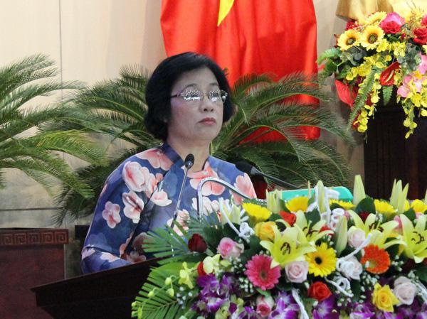 Bà Đặng Thị Kim Liên, Chủ tịch Ủy ban MTTQ Việt Nam TP Đà Nẵng phát biểu tại kỳ họp HĐND TP Đà Nẵng ngày 6-7