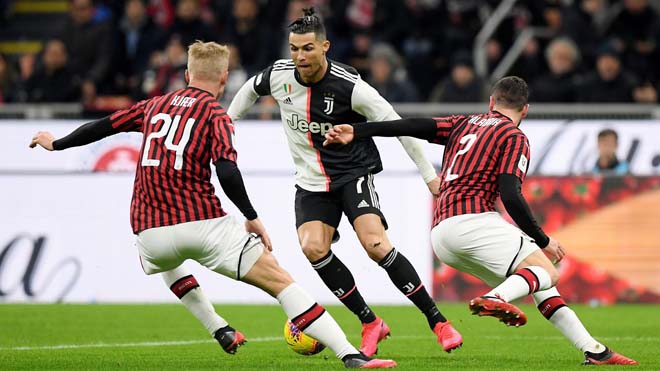 Ronaldo từng tịt ngòi khi đối đầu AC Milan hồi đầu tháng 6