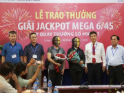 Tin tức trong ngày - Jackpot hơn 91 tỷ đồng: Trở thành nữ tỷ phú khi trên đường về thăm nhà