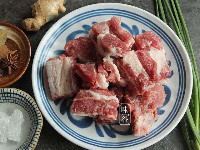 Ẩm thực - Muốn mua sườn heo "điểm 10", bà nội trợ chỉ cần nhớ rõ 4 dấu hiệu này