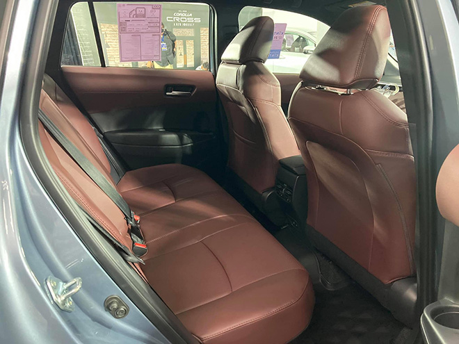 Đại lý nhận đặt cọc Toyota Corolla Cross 2021, giá dự kiến khoảng 900 triệu VND - 8