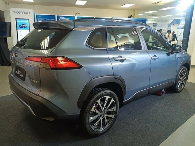 Đại lý nhận đặt cọc Toyota Corolla Cross 2021, giá dự kiến khoảng 900 triệu VND - 4