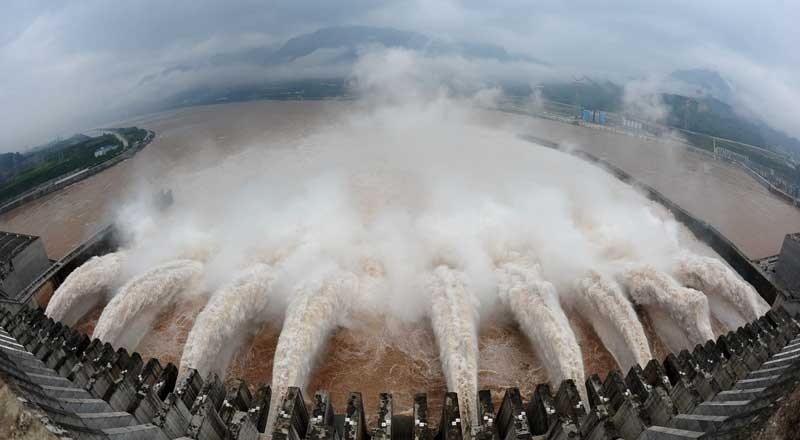 Đập thủy điện Tam Hiệp đã liên tục xà lũ kể từ cuối tháng 6.