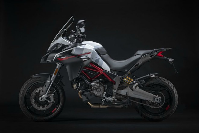 Ngắm xích thố vương 2020 Ducati Multistrada 950 S màu trắng GP - 4