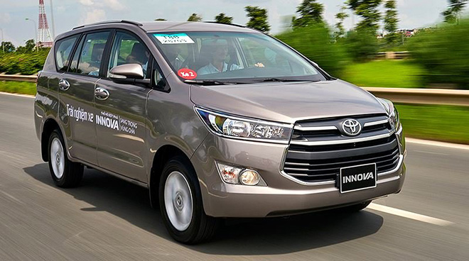 Giá lăn bánh xe Toyota Innova tháng 7/2020 đầy đủ các phiên bản - 1