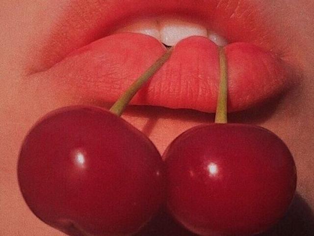 Cách bảo dưỡng sau khi bơm để giữ cặp môi căng mịn như cherry