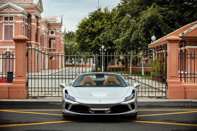 Ferrari F8 Spider chào sân các đại gia Thái Lan, giá gần 20 tỷ VND - 2