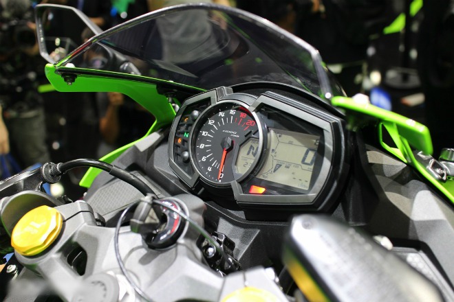 Chi tiết Kawasaki Ninja ZX-25R về Thái Lan, giá gần 200 triệu đồng - 11