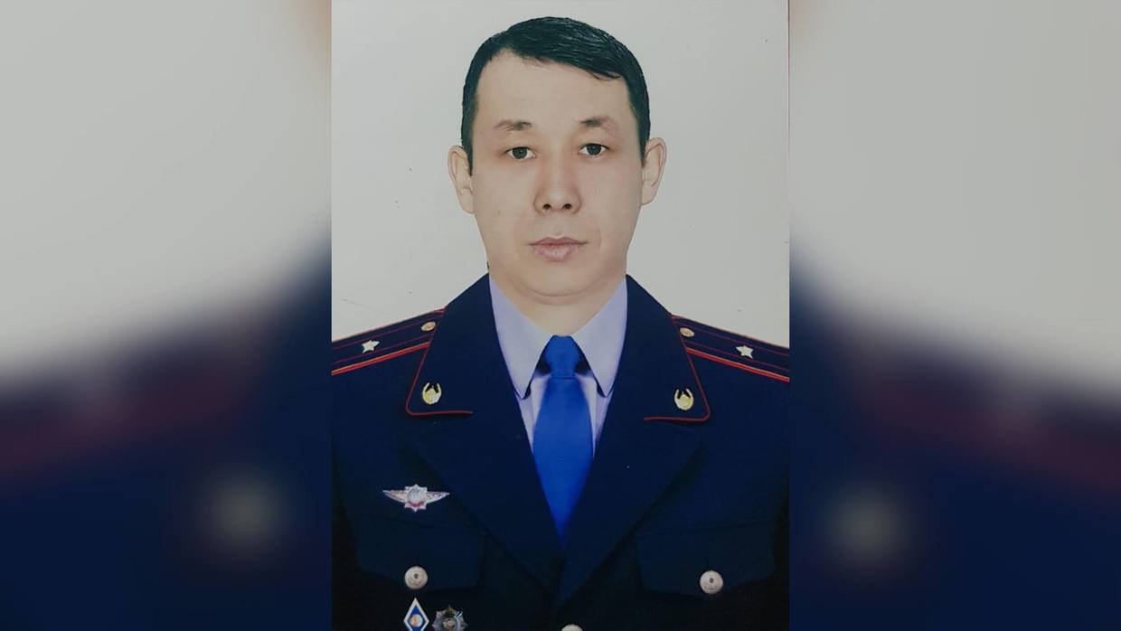 Sĩ quan Bakytzhan Bakirov. Ảnh:&nbsp;Policia.kz&nbsp;